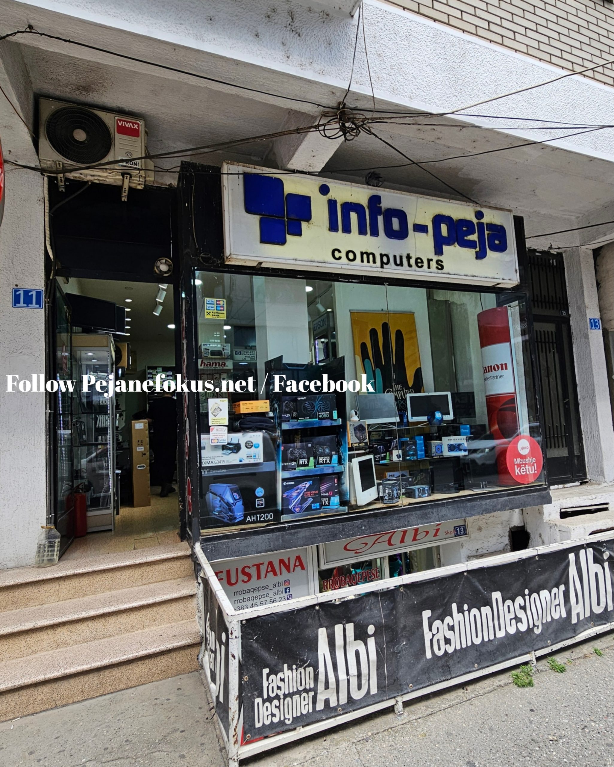 Dyqani ku pejanët blenë kompjuterin e parë – “Info Peja” mbetet ikonë e qytetit